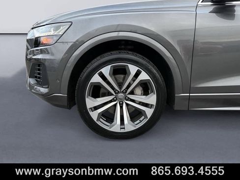 Used 2019 Audi Q8 Prestige image 9