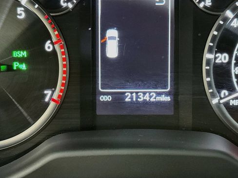 Used 2021 Lexus GX 460 Premium w/ Premium Package AWD/4WD image 14
