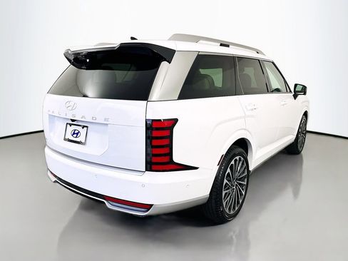 New 2026 Hyundai Palisade Calligraphy FWD image 5
