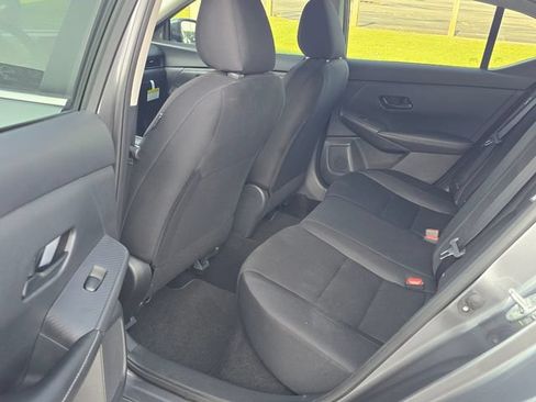 Certified 2025 Nissan Sentra S FWD image 10
