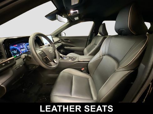 Used 2025 Toyota Crown Signia image 23