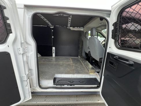Used 2018 Ford Transit 250 148 Low Roof RWD image 37