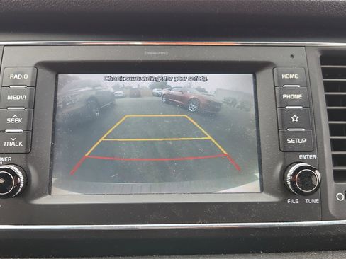 Used 2019 Kia Sedona EX image 35