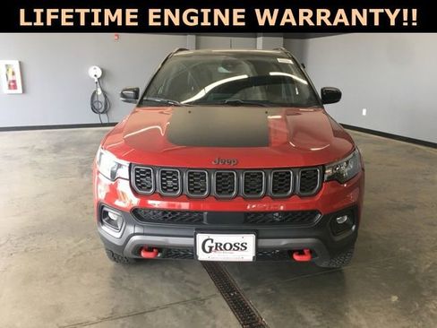 New 2026 Jeep Compass Trailhawk w/ Sun, Sound & Navigation Group image 4