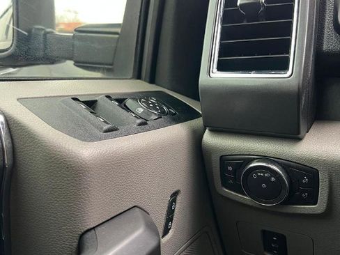 Used 2018 Ford F350 XLT image 24