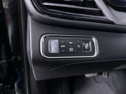 Used 2025 Buick Enclave Preferred image 18