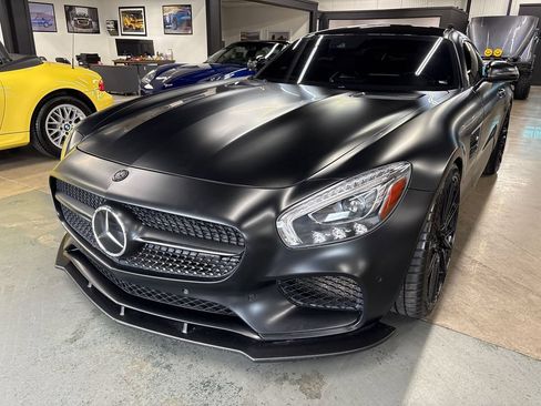 Used 2016 Mercedes-Benz AMG GT S w/ Exclusive Interior Package image 2