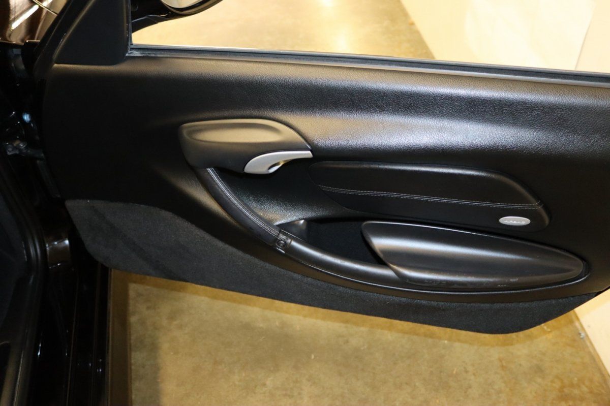 Used 2004 Porsche Boxster RWD image 26