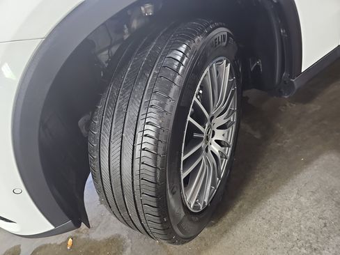 Certified 2026 Mercedes-Benz GLC 300 image 32