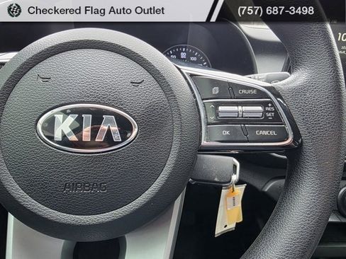 Used 2020 Kia Forte LXS image 13