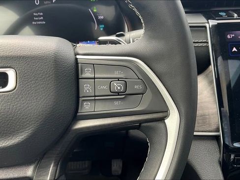 Used 2024 Jeep Grand Cherokee Limited 4xe image 19