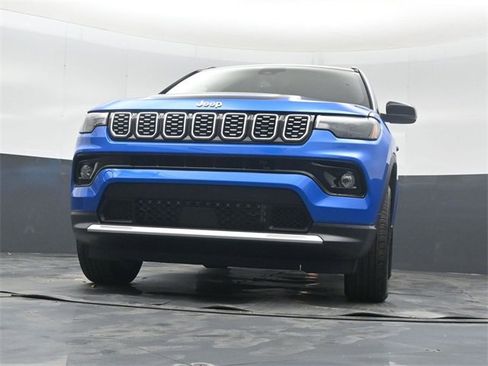 New 2026 Jeep Compass Limited w/ Mopar Graphics Package image 33