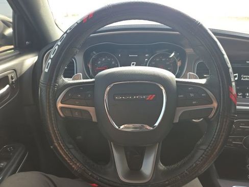 Used 2019 Dodge Charger SXT w/ Plus Group image 17