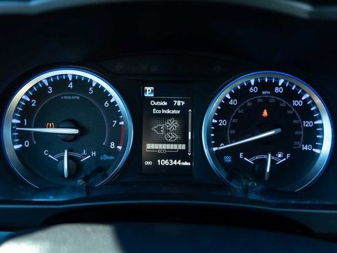 Used 2019 Toyota Highlander XLE image 24