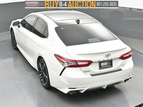 Used 2019 Toyota Camry XSE FWD image 31