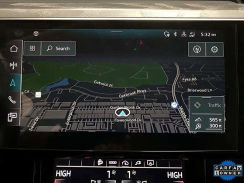 Used 2023 Audi e-tron Premium Plus image 48