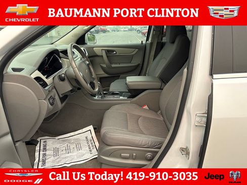 Used 2016 Chevrolet Traverse LT FWD image 10