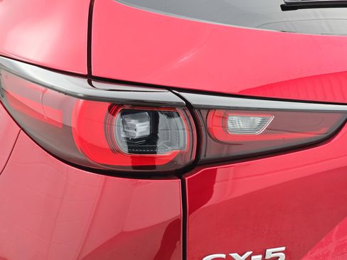 Used 2023 MAZDA CX-5 Signature image 35