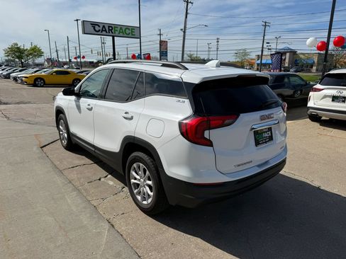 Used 2018 GMC Terrain SLE w/ Driver Convenience Package AWD/4WD image 8