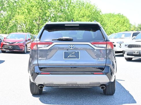 Used 2021 Toyota RAV4 XSE AWD/4WD image 8