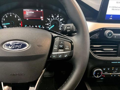 Used 2022 Ford Escape SE w/ Convenience Package image 24