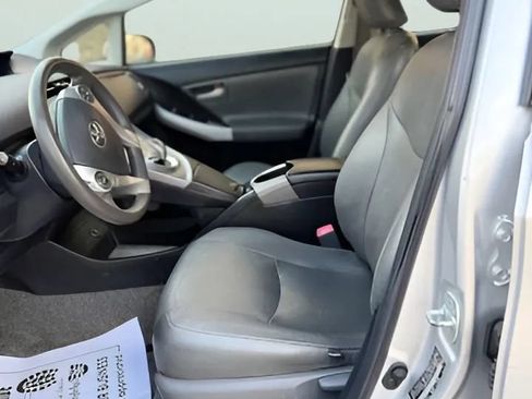 Used 2012 Toyota Prius Three w/ Solar Roof Pkg FWD image 15