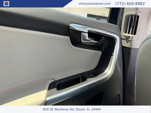Used 2015 Volvo XC60 T6 Platinum AWD/4WD image 29