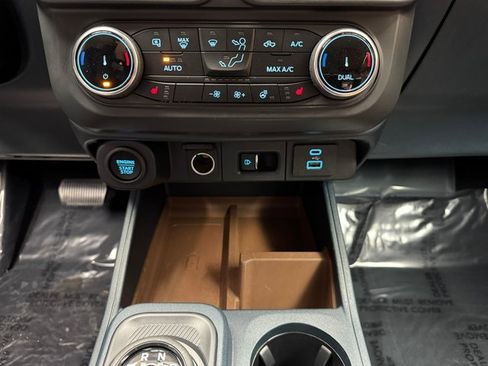 Used 2023 Ford Maverick Lariat w/ Lariat Luxury Package image 20