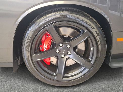 Used 2022 Dodge Challenger SRT Hellcat Redeye image 5