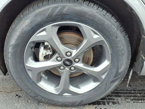 Certified 2023 Ford Escape ST-Line Select w/ Tech Pack #1 image 9