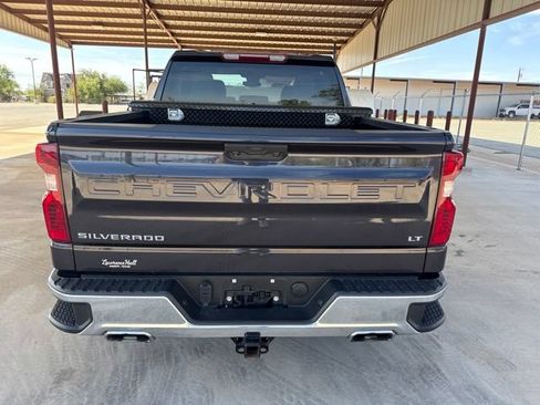 Used 2023 Chevrolet Silverado 1500 LT w/ Z71 Off-Road Package AWD/4WD image 7