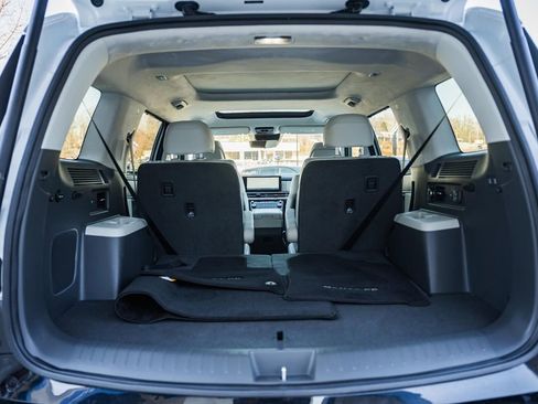 Used 2024 Hyundai Santa Fe Calligraphy image 9