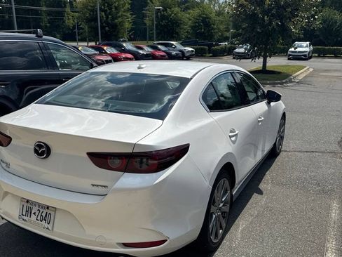 Used 2020 MAZDA MAZDA3 AWD Sedan w/ Premium Package image 4
