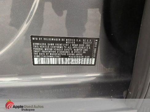 Used 2017 Volkswagen Golf SE FWD image 43