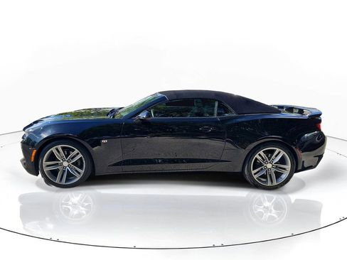 Used 2017 Chevrolet Camaro LT w/ RS Package image 5