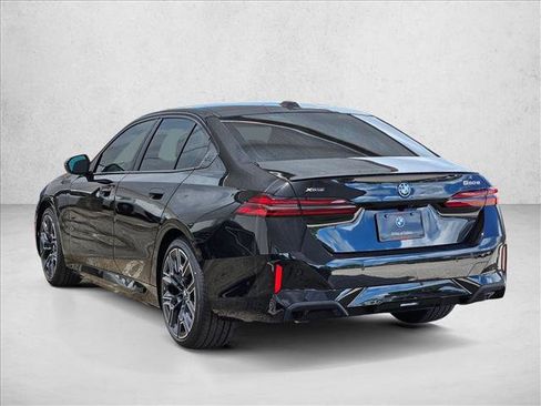 New 2027 BMW 550e xDrive w/ Executive Package AWD/4WD image 7