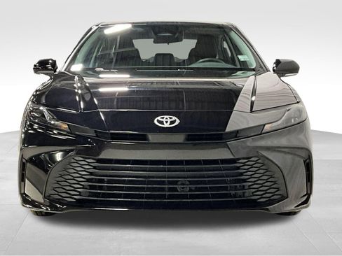 Used 2025 Toyota Camry LE FWD image 2