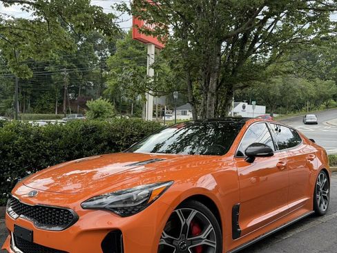 Used 2019 Kia Stinger GTS AWD/4WD image 2