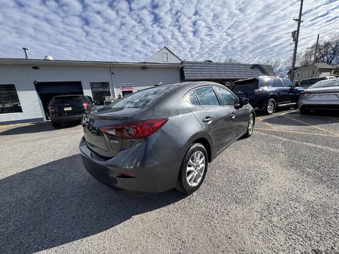 Used 2014 MAZDA MAZDA3 i Touring image 10