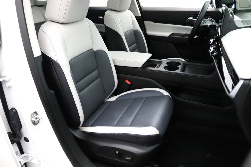 Used 2025 Honda Prologue Touring image 14