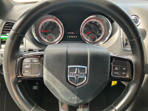 Used 2017 Dodge Grand Caravan SE FWD image 17