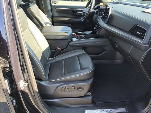 Certified 2025 Chevrolet Tahoe Premier AWD/4WD image 36