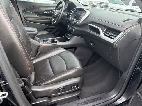 Used 2021 GMC Terrain SLT w/ Elevation Edition image 14