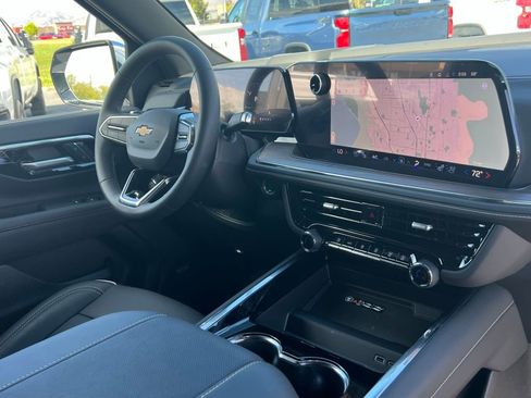 Certified 2026 Chevrolet Tahoe Premier w/ Sun And Tow Package AWD/4WD image 20
