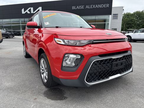 Used 2020 Kia Soul LX FWD image 1