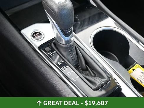 Used 2024 Nissan Altima 2.5 SV image 25