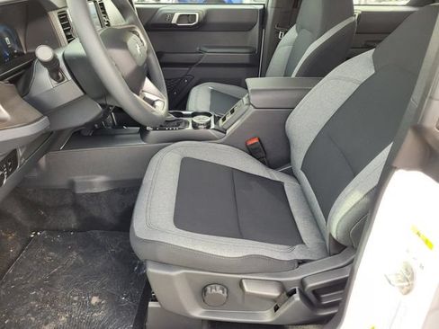 New 2025 Ford Bronco 4-Door AWD/4WD image 8