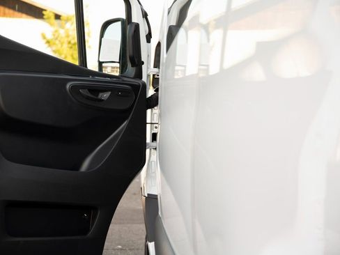 New 2025 Mercedes-Benz Sprinter 144 Cargo image 10
