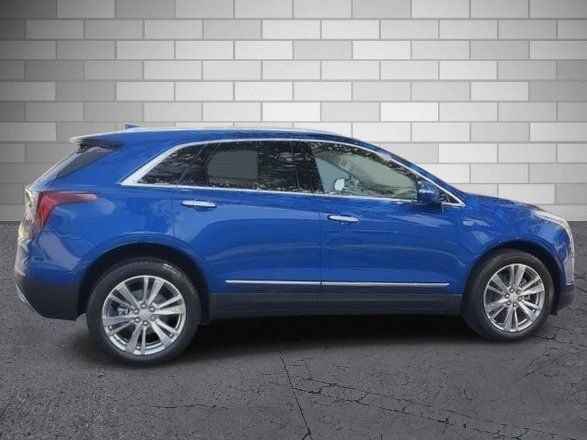 Certified 2023 Cadillac XT5 Premium Luxury w/ LPO, Floor Liner Package AWD/4WD image 7