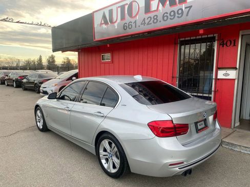 Used 2017 BMW 330e 330e iPerformance Sedan 4D w/ Driver Assistance Package image 5